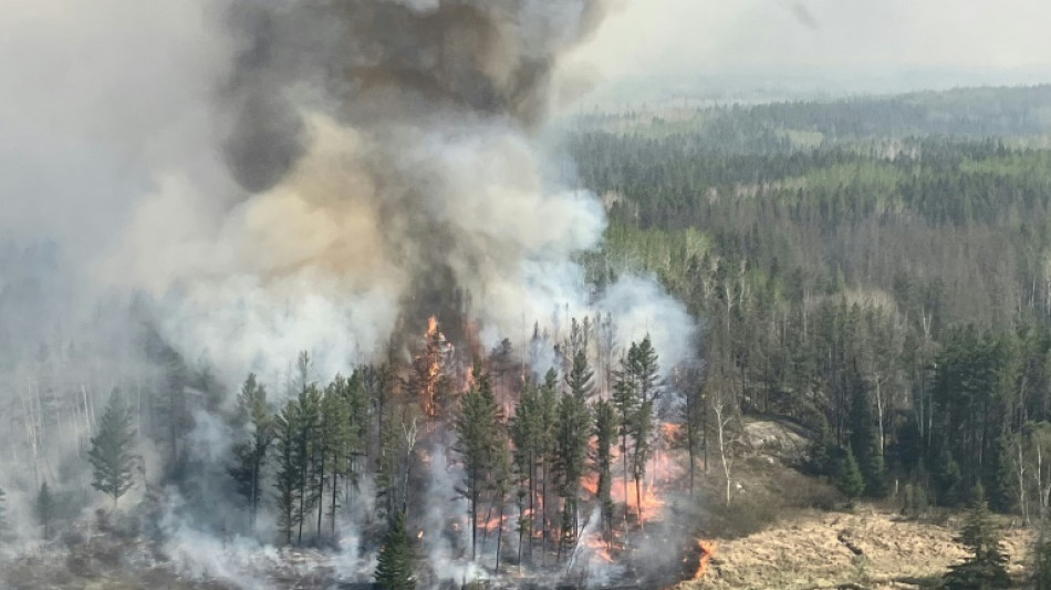 M&aacute;s de 17.000 personas evacuadas tras un incendio en la provincia canadiense de Manitoba