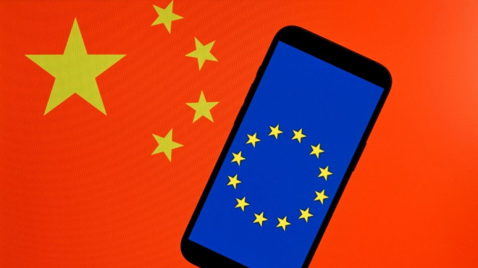 La UE y China planean una cumbre en 2025 por los 50 a&ntilde;os de relaciones diplom&aacute;ticas