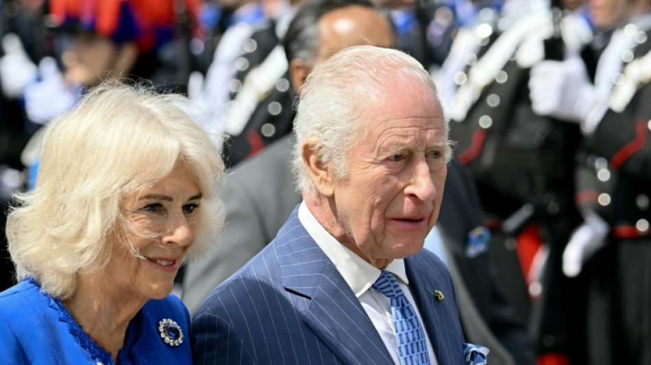 Charles e Camilla comemoram 20º aniversário do polêmico casamento