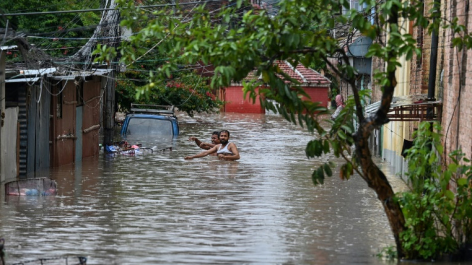 Au moins 148 morts et 59 disparus dans les inondations au N&eacute;pal