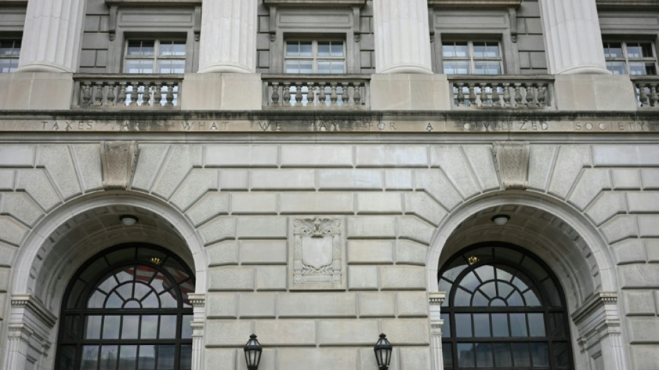 Un juez aplaza una demanda de Trump por 10.000 millones de d&oacute;lares contra la agencia de impuestos de EEUU