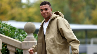 Com dores no tornozelo, Mbapp&eacute; n&atilde;o participa do treino da Fran&ccedil;a