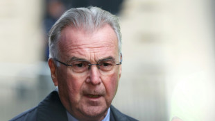 Un syndicat de TPE/PME apelle le Medef &agrave; ne pas "d&eacute;fendre le monde de la finance" contre "le monde du travail".&nbsp;