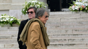 Les adieux, l'&acirc;me en peine, d'une g&eacute;n&eacute;ration &agrave; Fran&ccedil;oise Hardy