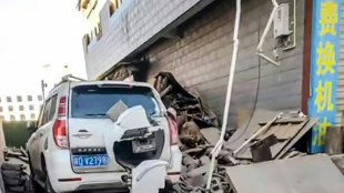 Terremoto intenso no Tibete chin&ecirc;s deixa cerca de 100 mortos