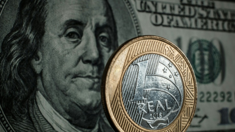 D&oacute;lar sigue a la baja en Brasil y cede a m&iacute;nimo en m&aacute;s de 2 a&ntilde;os