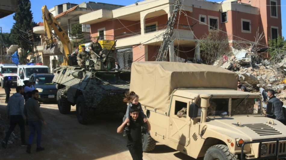 El ejército israelí dice que mató a un jefe de Hezbolá en un bombardeo en el sur de Líbano