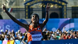 Sifan Hassan despide el atletismo con triunfo memorable en marat&oacute;n