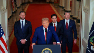 EUA ataca tr&ecirc;s importantes instala&ccedil;&otilde;es nucleares no Ir&atilde;