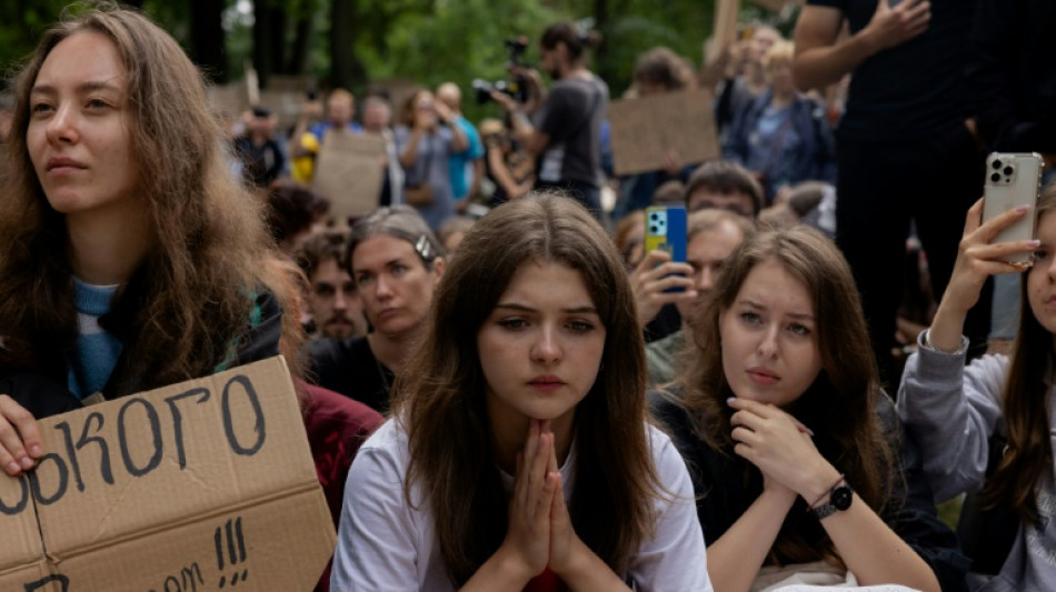 Zelensky signs bill ensuring anti-graft agencies' 'independence'
