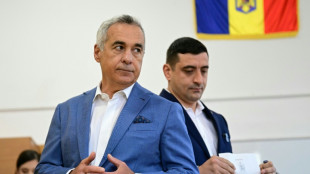 La Roumanie de retour aux urnes, l'extr&ecirc;me droite favorite de la pr&eacute;sidentielle