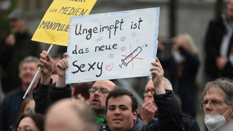 Scharfe Kritik an Freispruch f&uuml;r im Querdenkermilieu gefeierten Mikrobiologen