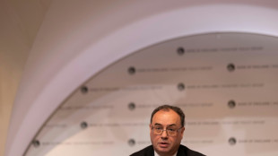 El Banco de Inglaterra sube su tasa para contrarrestar una inflaci&oacute;n galopante