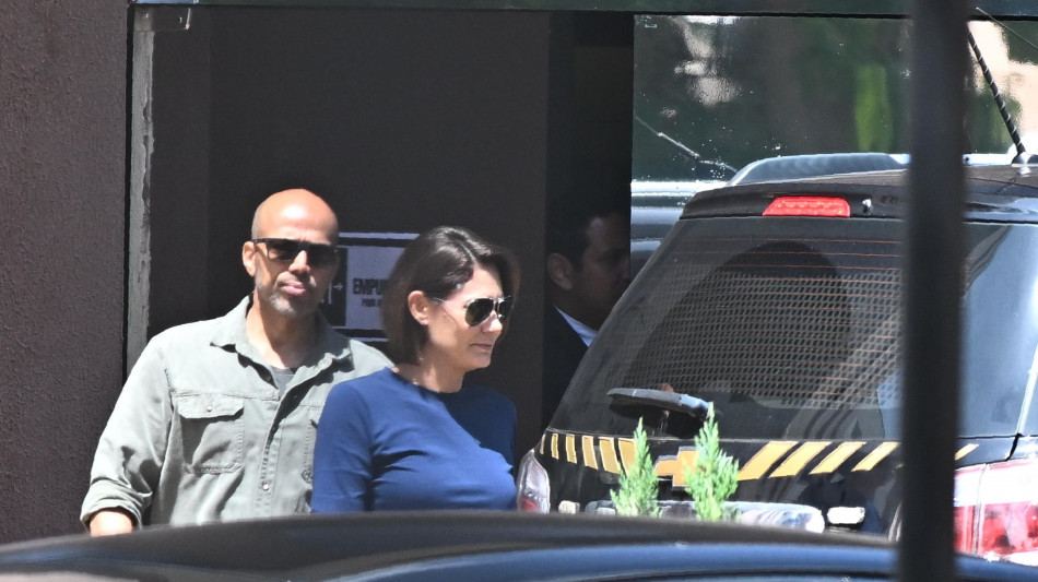 Riuscita l'operazione all'ernia per l'ex presidente brasiliano Bolsonaro