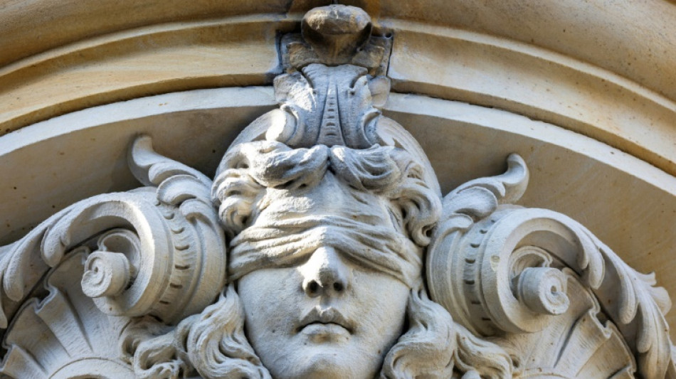 Bandenkrieg im Gro&szlig;raum Stuttgart: Mordanklage gegen 17-J&auml;hrigen nach Sch&uuml;ssen in Bar