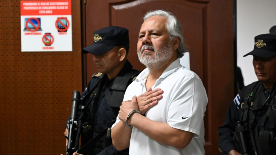 Advogado cr&iacute;tico de Bukele seguir&aacute; em pris&atilde;o provis&oacute;ria em El Salvador