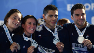 Euro de natation: la France m&eacute;daill&eacute;e d'argent du 4x200 m mixte 
