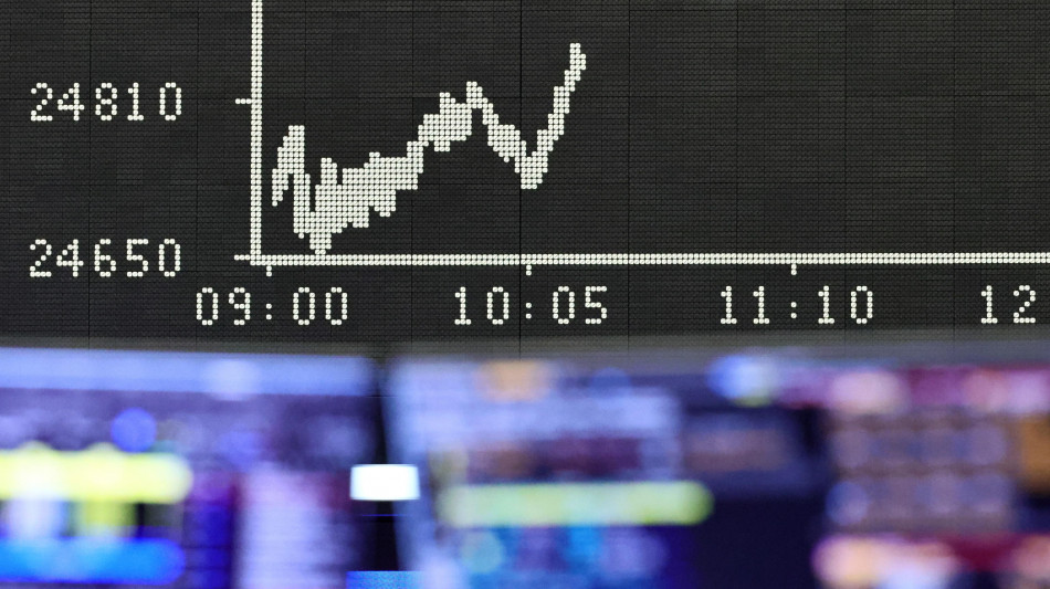 Borsa: l'Europa apre in rosso col Medioriente, Francoforte -0,9%