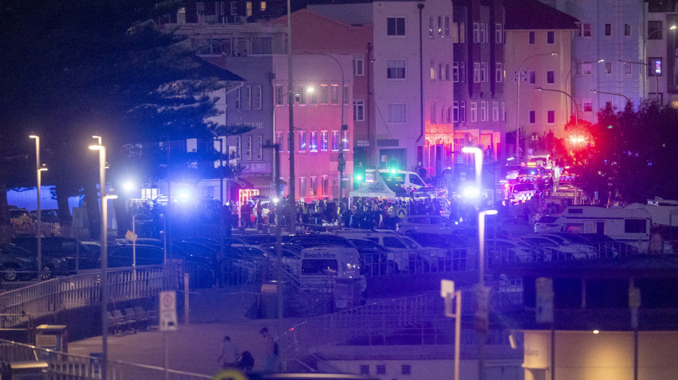 Media, 'a Sydney tra le vittime anche una 12enne'