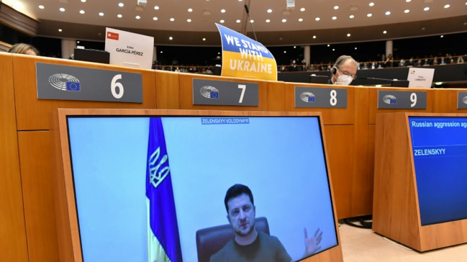 Zelenski hace un dram&aacute;tico pedido de apoyo a Europa, que considera su destino "en juego"