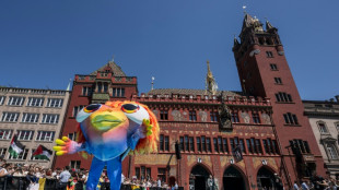 La semaine de l'Eurovision d&eacute;bute par un d&eacute;fil&eacute; ensoleill&eacute; et des manifestations