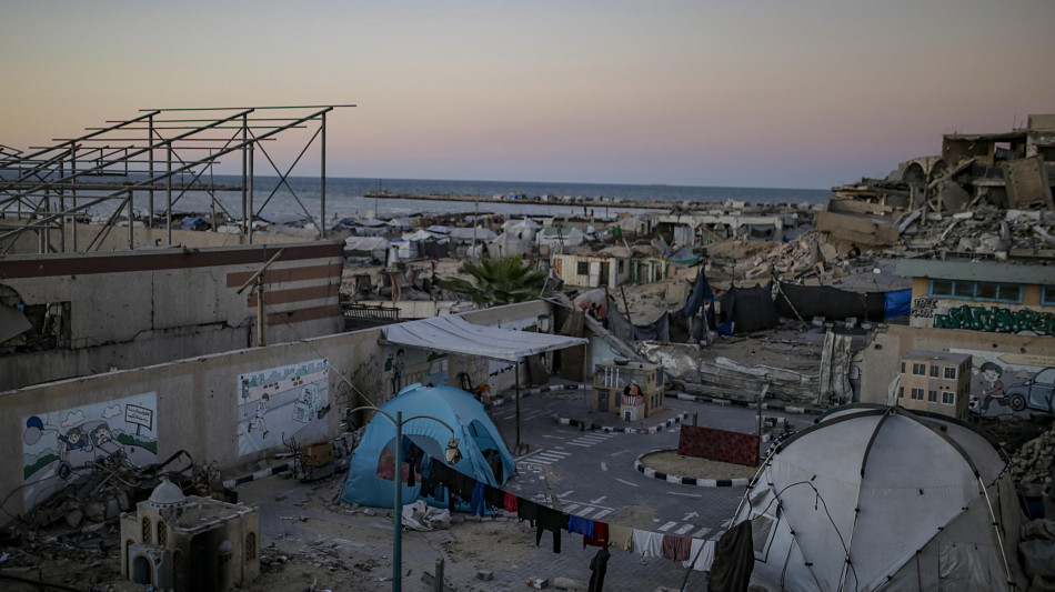 Media, 'oggi governo Israele esaminer&agrave; accordo e ritiro Idf'