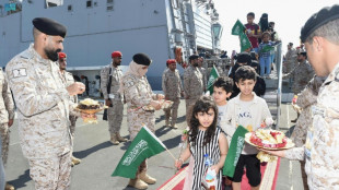 EEUU y Francia evac&uacute;an a sus ciudadanos de Sud&aacute;n, donde se prolongan combates