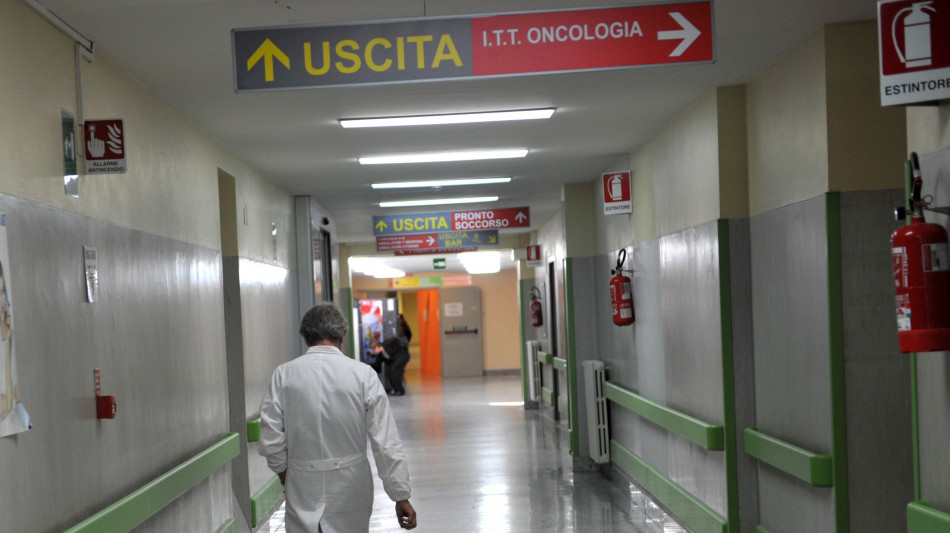 Eurostat, in Italia la quota pi&ugrave; alta Ue di medici over 65