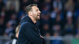 "Kniat-Raus" legt Doppelnamen ab - und befiehlt "Vollgas"