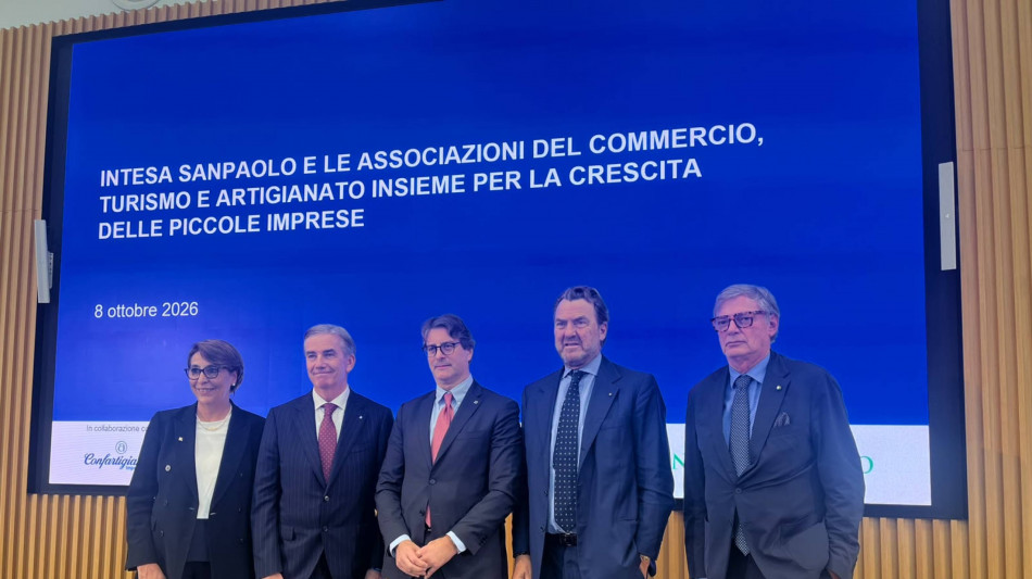 Da Intesa nuovo piano da 20 miliardi per artigianato, commercio e turismo