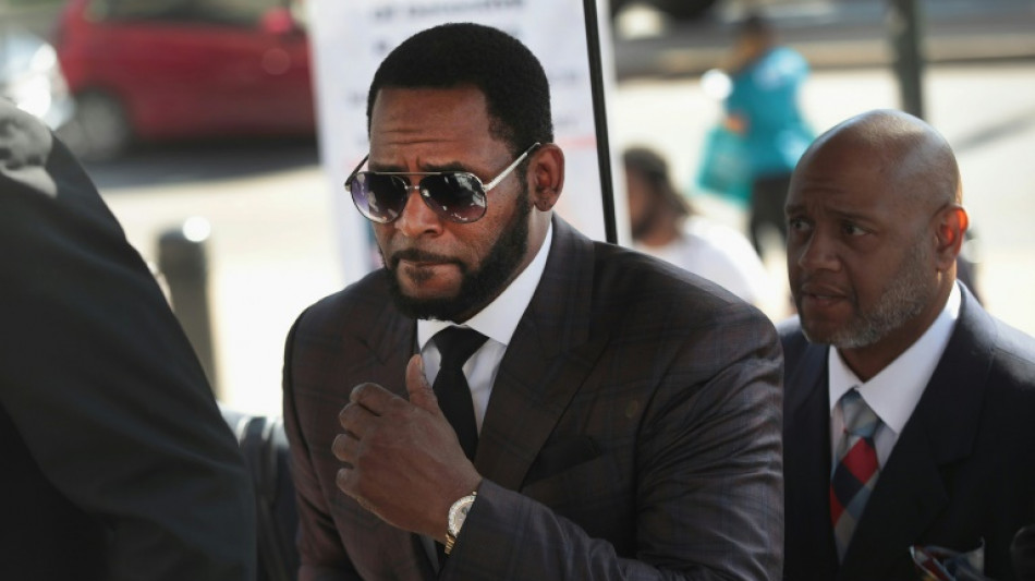 R. Kelly lawyers allege he was target of 'overdose' plot by prison guards