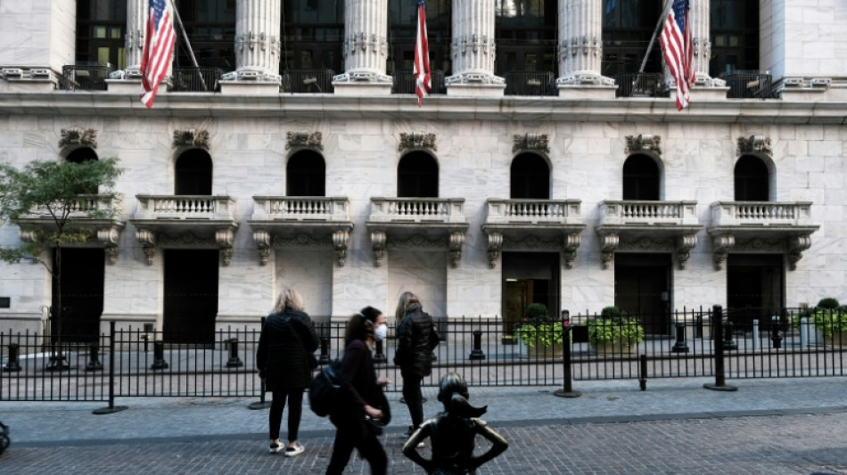 Wall Street profite des bons r&eacute;sultats d'entreprises et monte