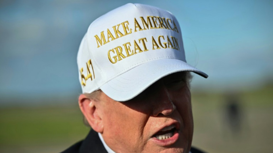 Trump glaubt an Bereitschaft Selenskyjs zur Aufgabe der Krim und erhöht Druck auf Putin