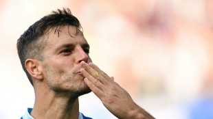 Atl&eacute;tico de Madrid contrata C&eacute;sar Azpilicueta por uma temporada