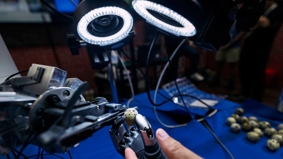 Intelligenza artificiale, si rafforza collaborazione Russia-Cina