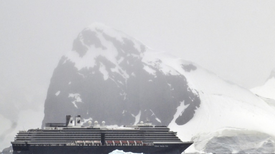 Misi&oacute;n colombiana a Ant&aacute;rtida analiza huellas del cambio clim&aacute;tico