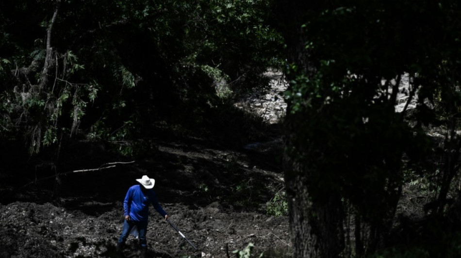 En busca de la abuela Alicia: hijos y nietos al rescate tras inundaciones en Texas