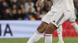 Liga: Real Madrid vince con Mbapp&egrave; e torna in vetta