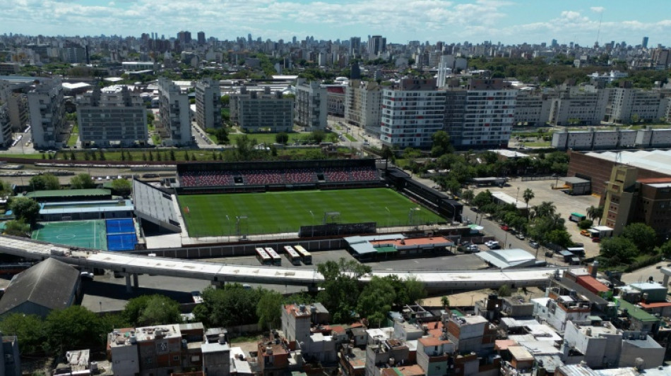 Barracas Central, el club del Chiqui Tapia que enciende sospechas en Argentina
