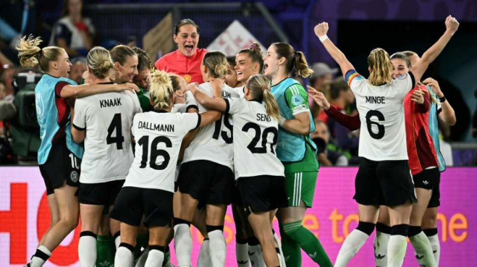 Alemanha bate Fran&ccedil;a nos p&ecirc;naltis e vai &agrave; semifinal da Eurocopa feminina