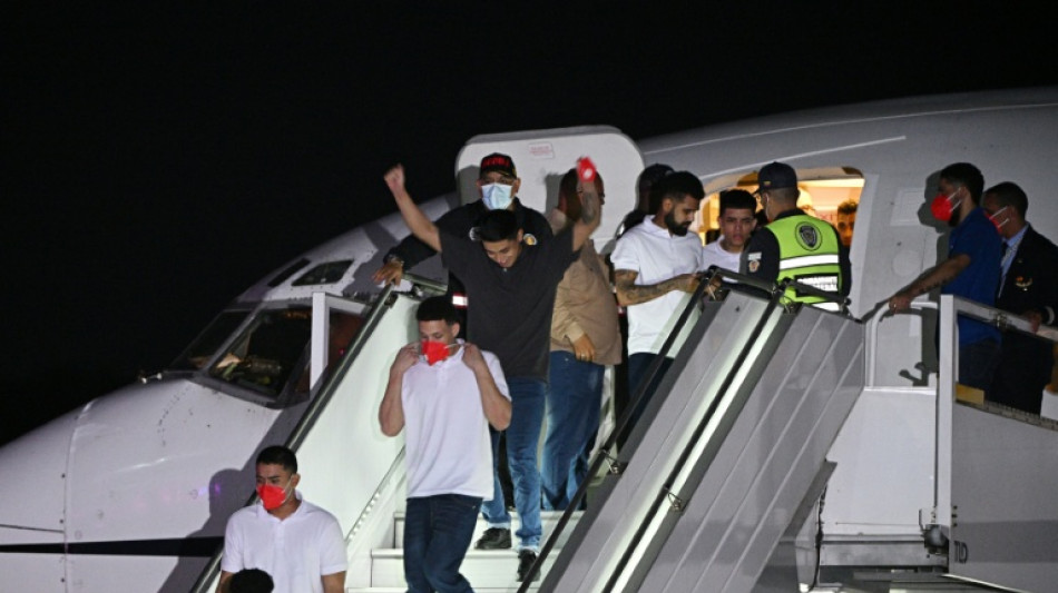 Venezuela ermittelt wegen Foltervorw&uuml;rfen nach Gefangenenaustausch mit den USA aus El Salvador