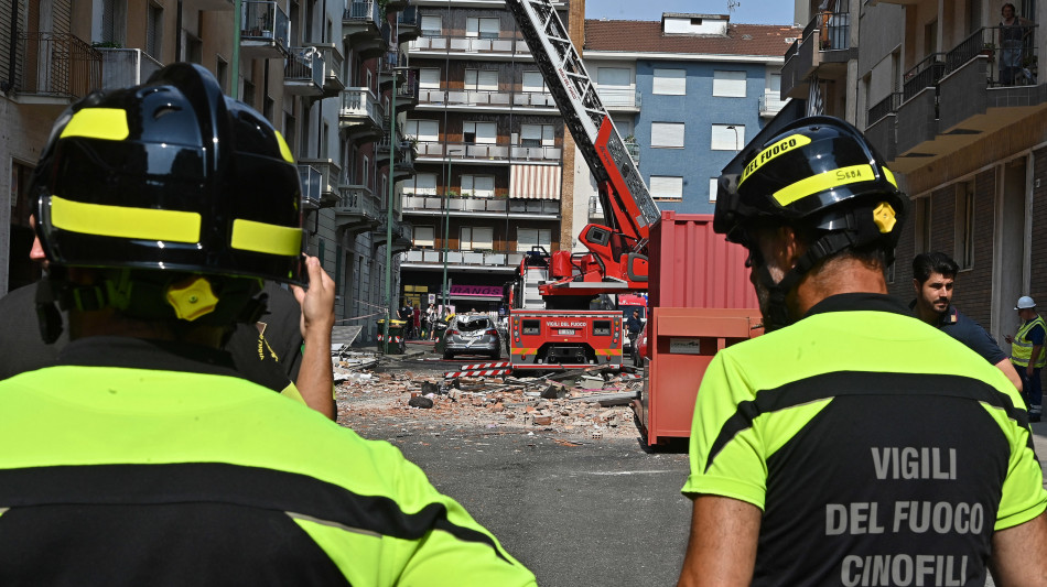 Scoppio palazzo Torino: 'sono stato io, mi vergogno'