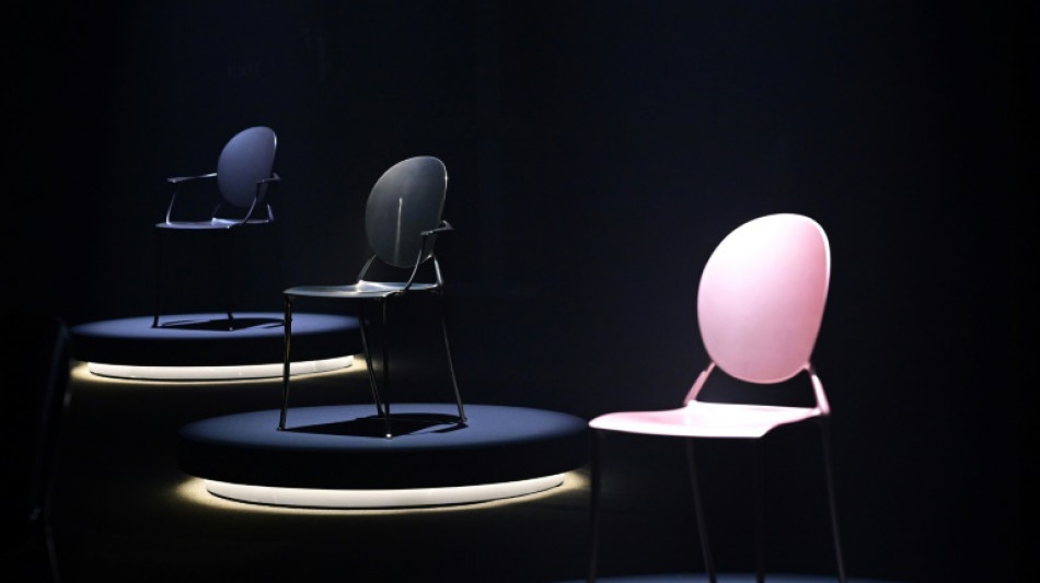 Philippe Starck r&eacute;invente la chaise m&eacute;daillon, "ic&ocirc;ne" de Christian Dior 