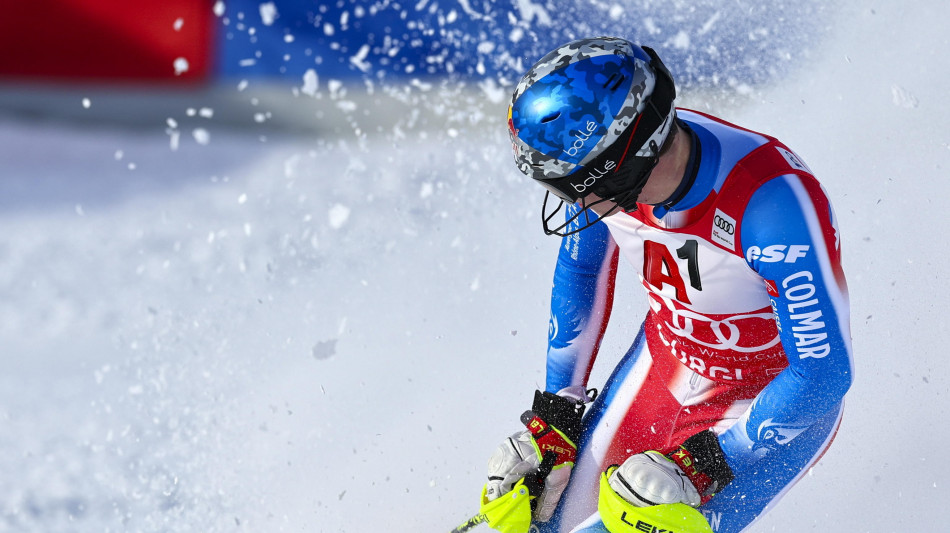 Sci: Cdm, brutta caduta del francese No&euml;l in gigante