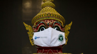 La Tha&iuml;lande demande aux couples de porter un masque pendant la Saint-Valentin