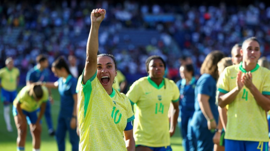 Marta retorna &agrave; Sele&ccedil;&atilde;o para amistosos antes da Copa Am&eacute;rica