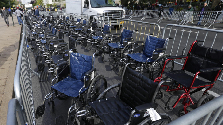 Maltrattamenti a disabili, 8 operatori interdetti a Milano