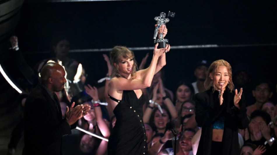 Taylor Swift et Shakira sacr&eacute;es aux MTV Video Music Awards 