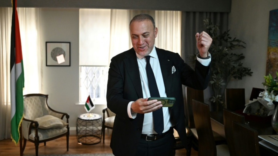 Reino Unido, Austr&aacute;lia, Canad&aacute; e Portugal reconhecem Estado palestino, provocando a ira de Israel