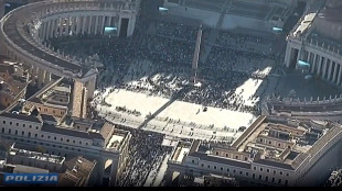 Al via la seconda giornata di conclave, 4 voti, 2 fumate